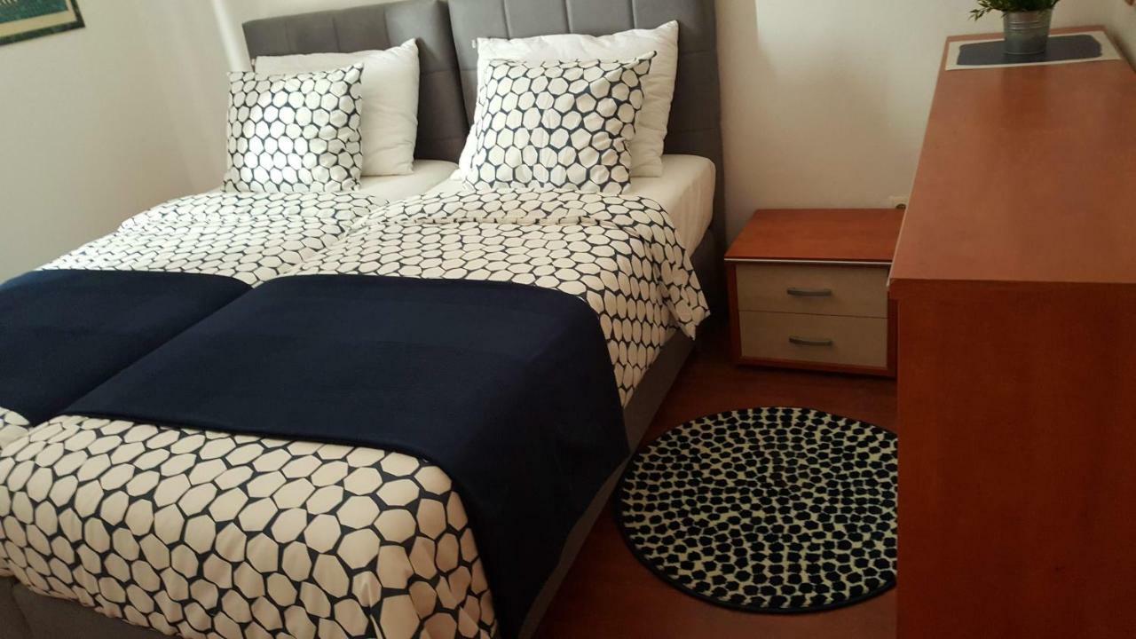 Bed and Breakfast Niko Seline Exterior foto